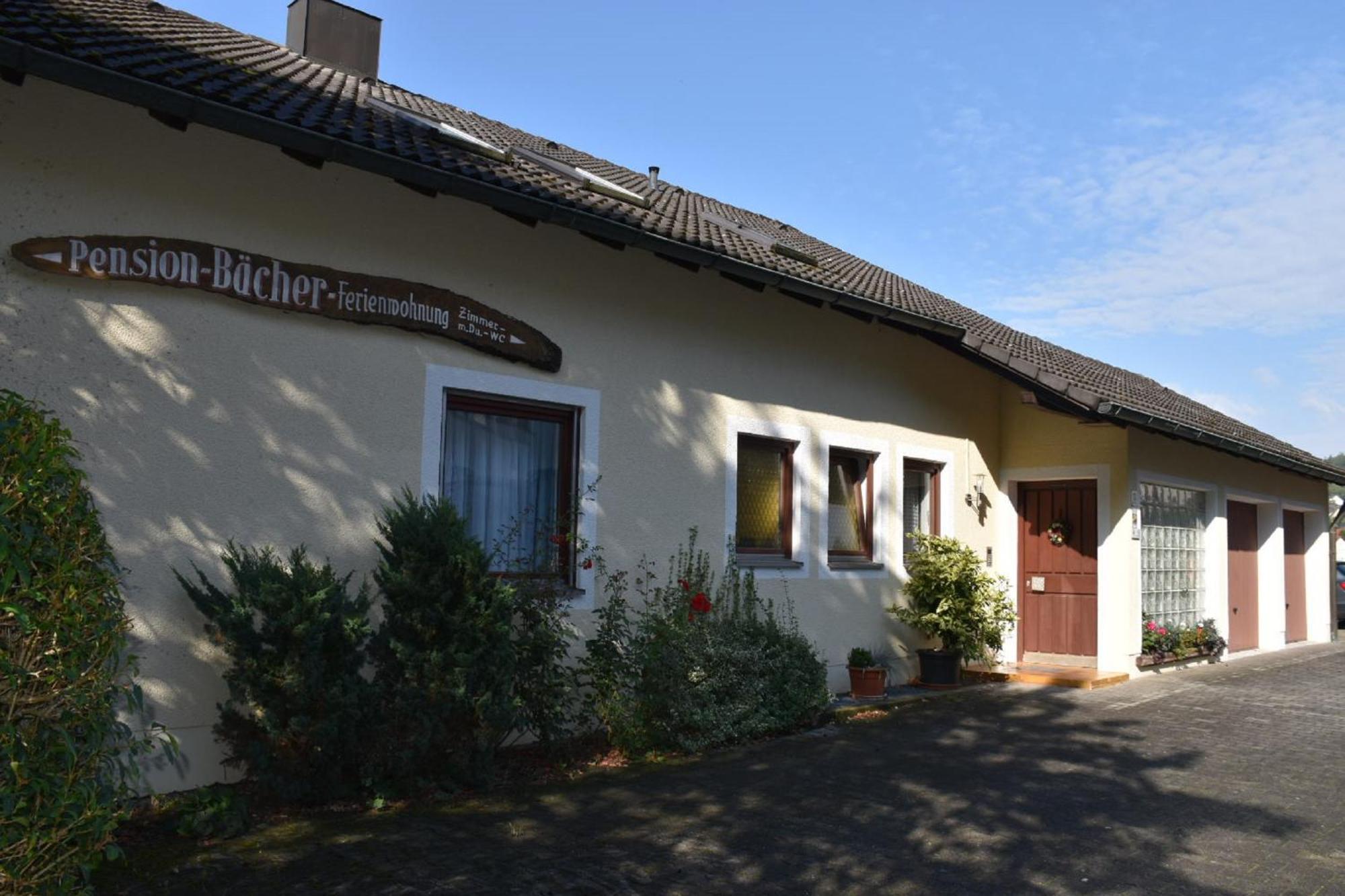 Gaestehaus Am Schlossberg Hotel Friedenfels Exterior photo